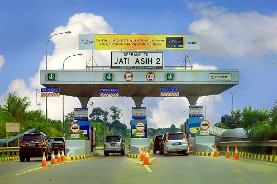 gerbang tol jati asih